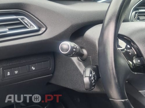 Peugeot 308 PureTech 110 Stop & Start Allure