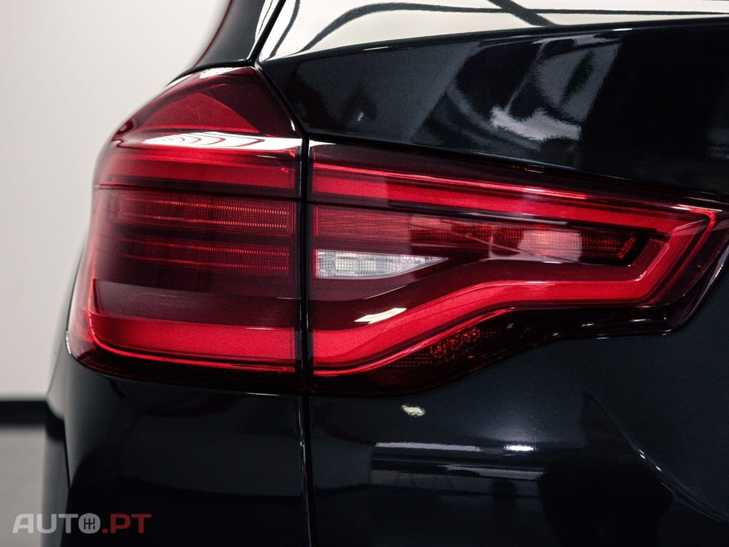 BMW X3 30 e xDrive Pack M