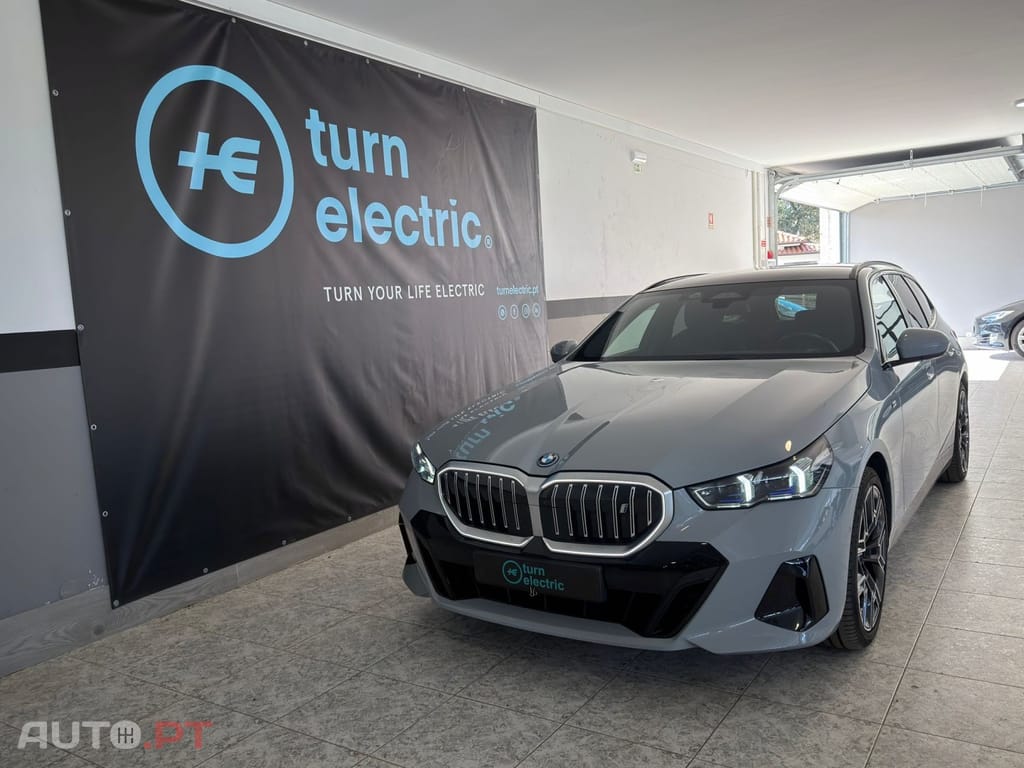 BMW i5 eDrive40 Pack Desportivo M Pro