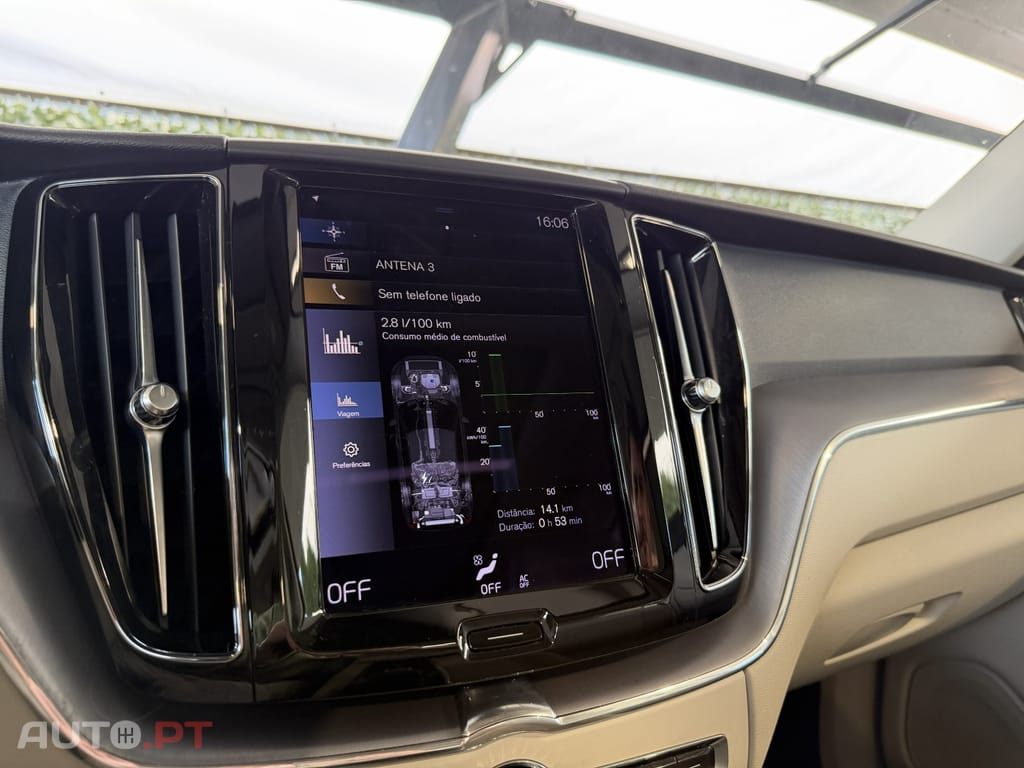 Volvo XC60 2.0 T6 PHEV Inscription Expression AWD