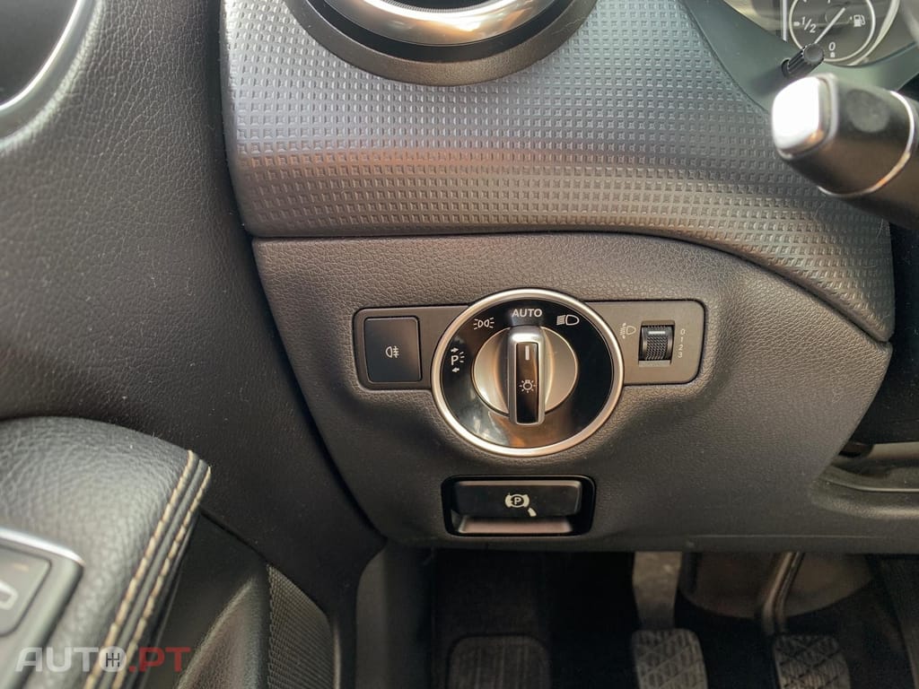Mercedes-Benz A 180 d Urban