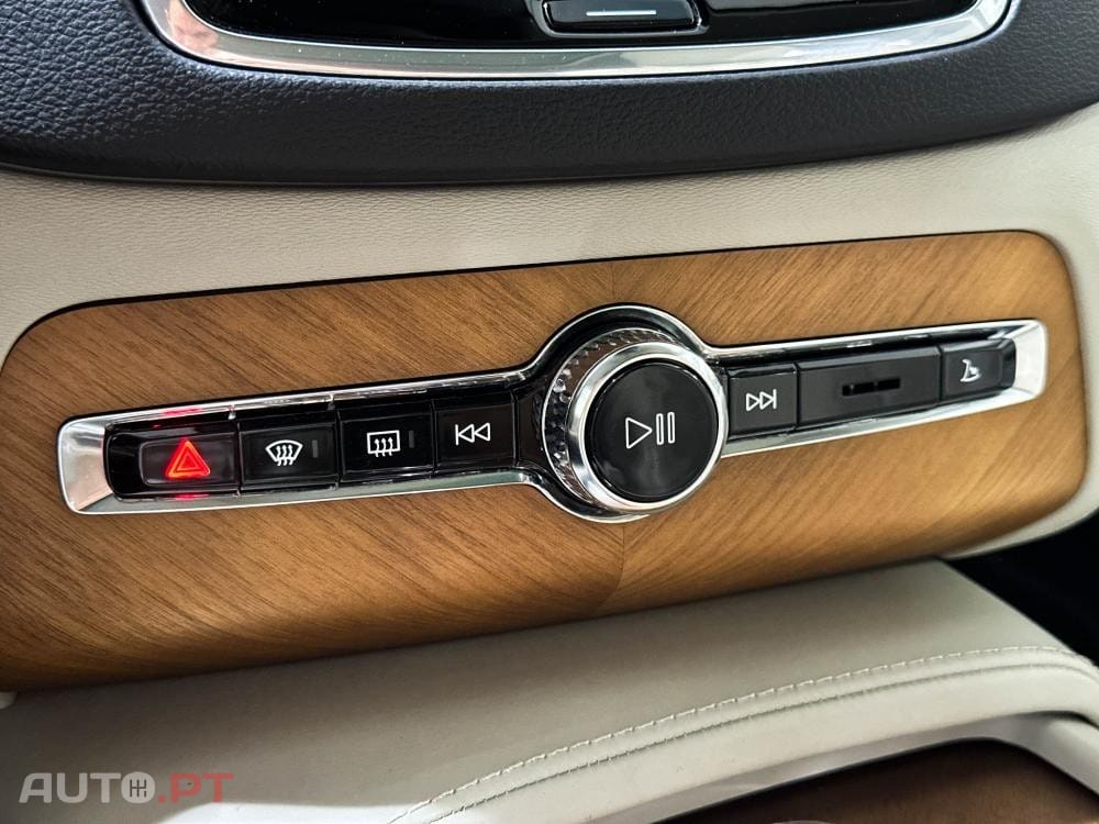 Volvo XC90 T8 AWD Twin Engine Geartronic Inscription