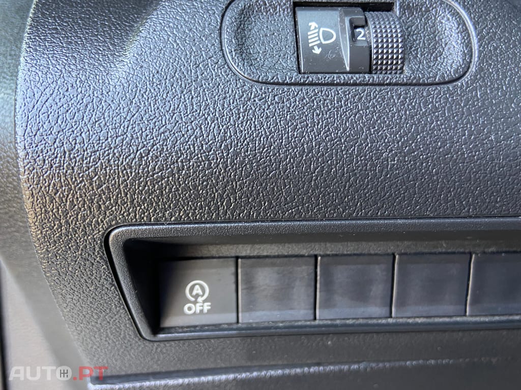 Peugeot Partner 1.6 HDI L1  100cv Carplay  Nacional Só 99 mil kms