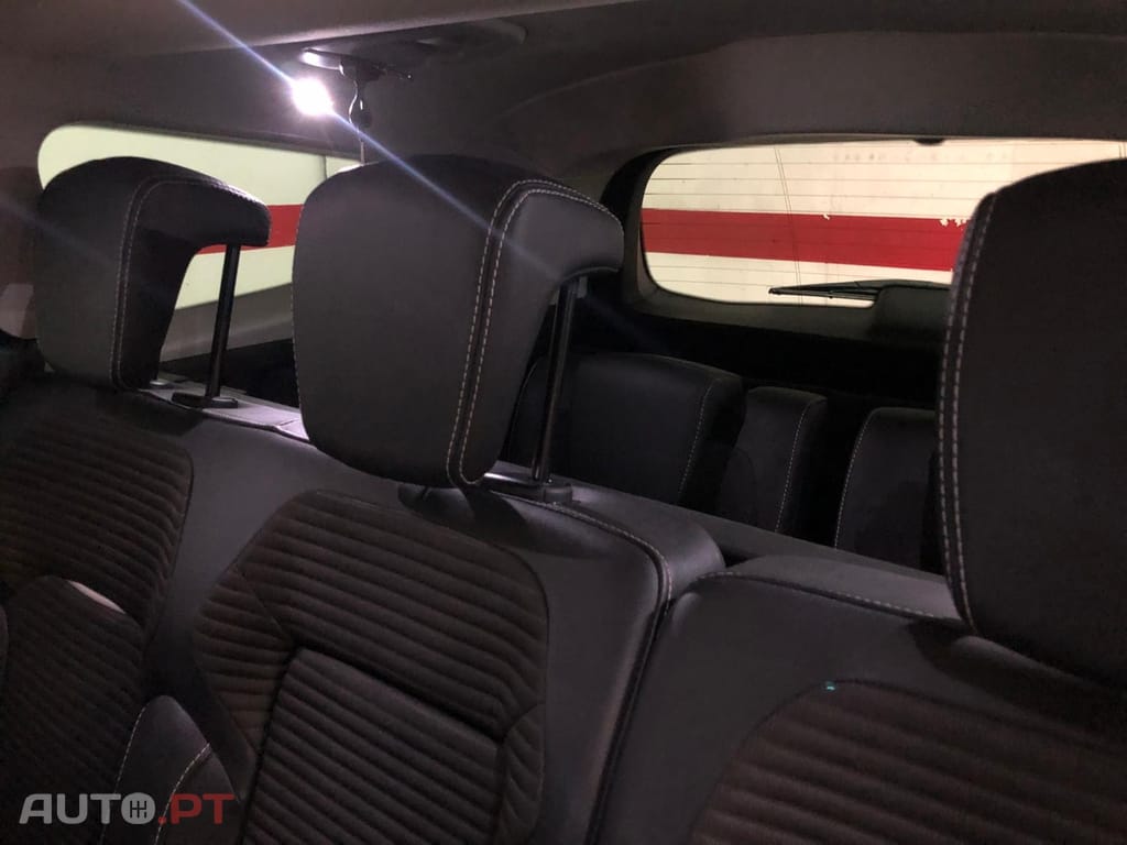Renault Grand Scénic 1.7 Blue dCi Bose Edition EDC