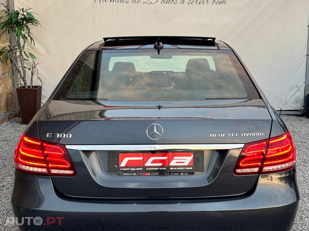 Mercedes-Benz E 300 BlueTEC Hybrid Avantgarde