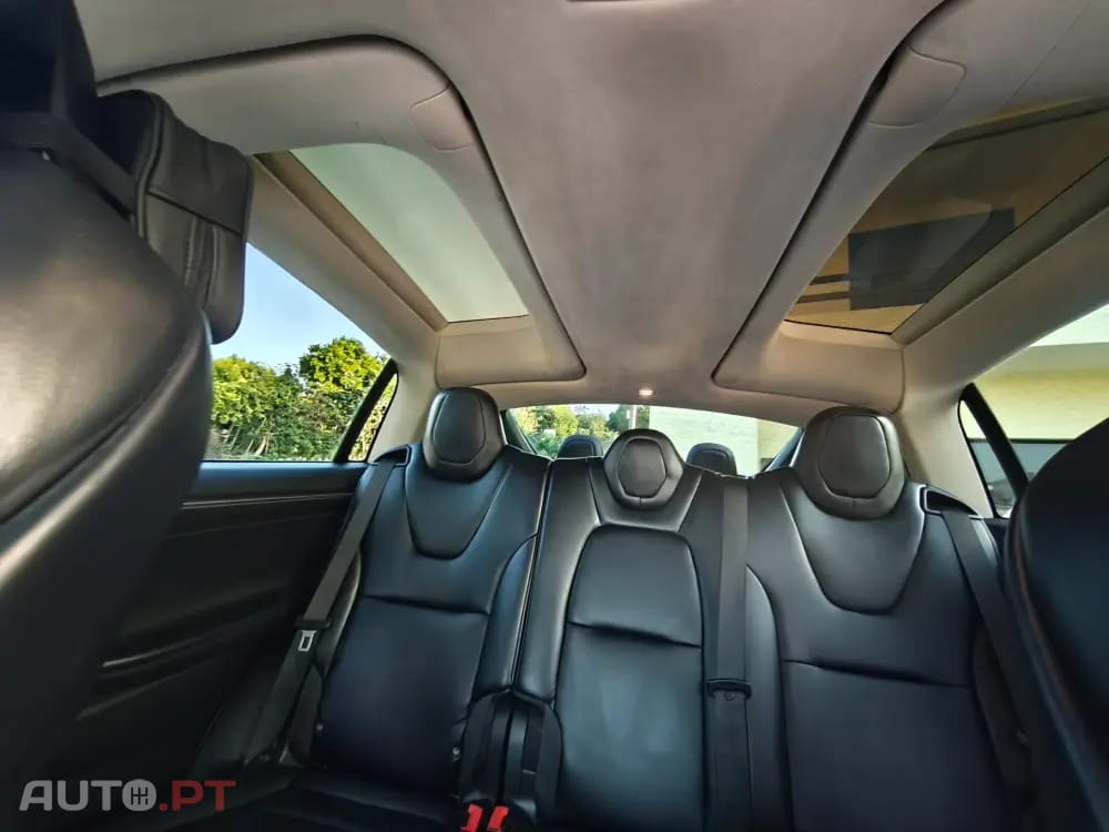 Tesla Model X 100D