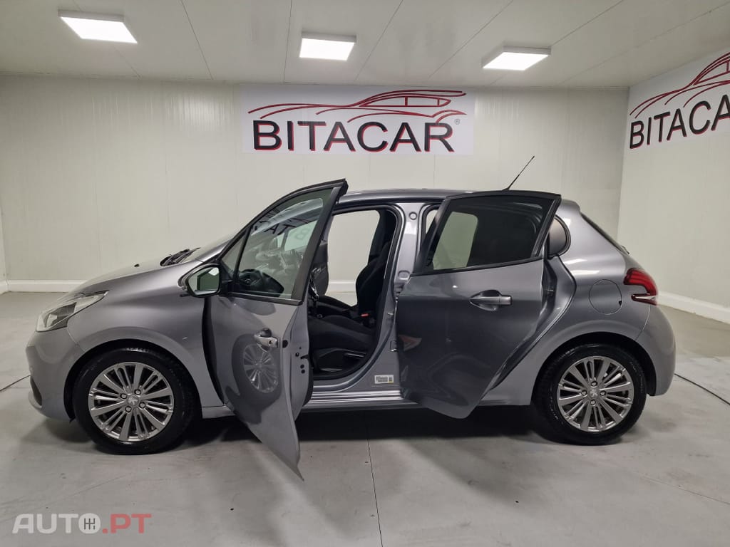 Peugeot 208 1.5 BLUEHDI 102CV SIGNATURE GPS CAMARA TRASEIRA