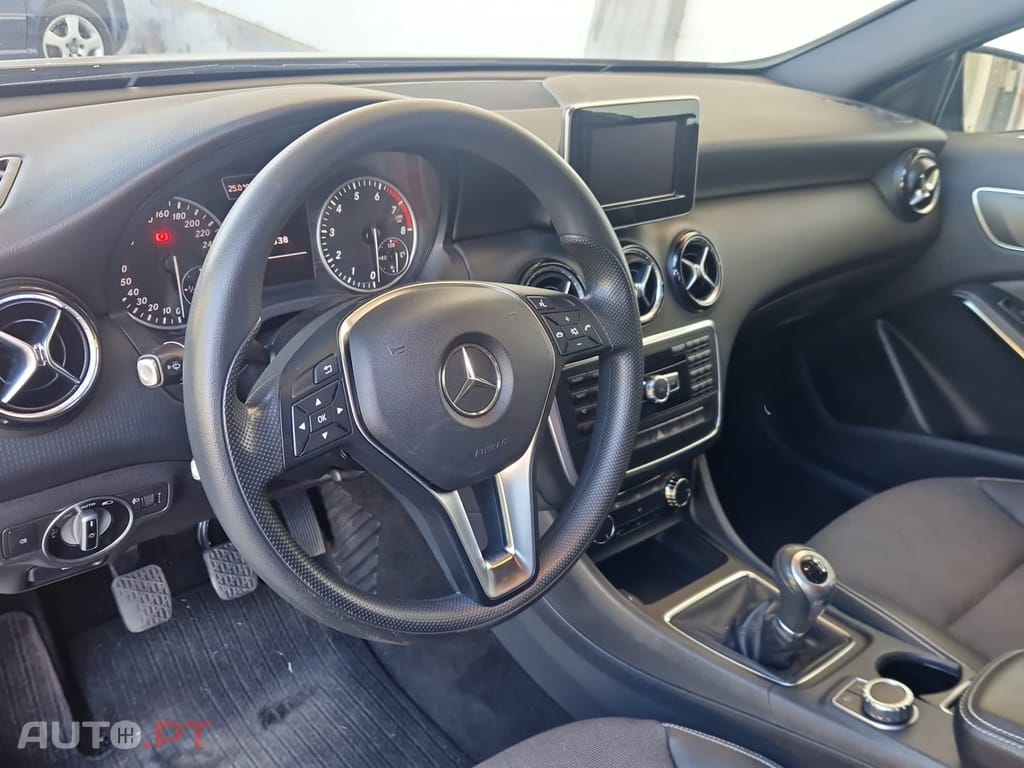 Mercedes-Benz 200 amg
