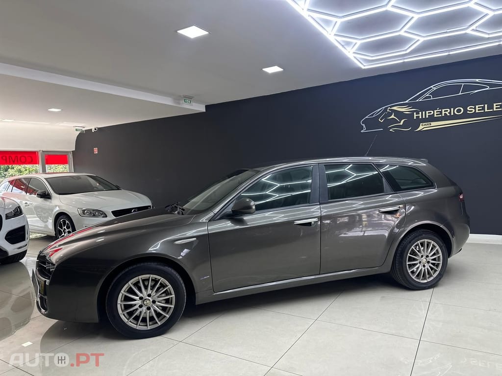 Alfa Romeo 159 Sportwagon 1.9 JTDm 16V Sportiva