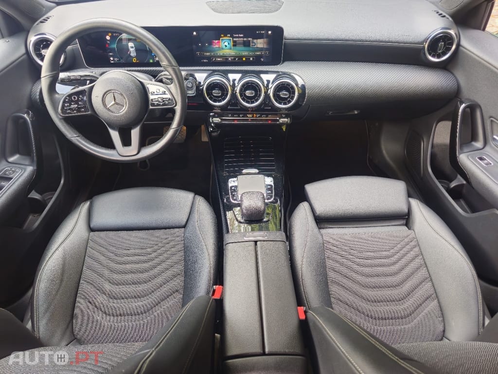 Mercedes-Benz A 180 d 7G-DCT