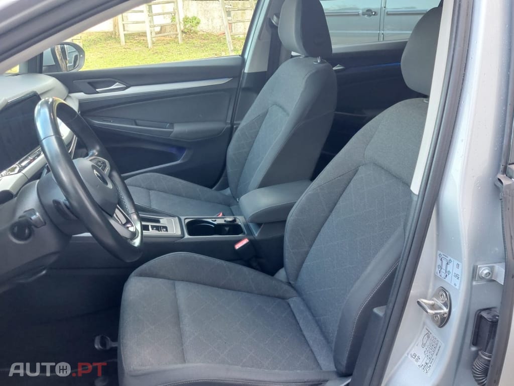 Volkswagen Golf Variant 2.0 TDi Executive DSG