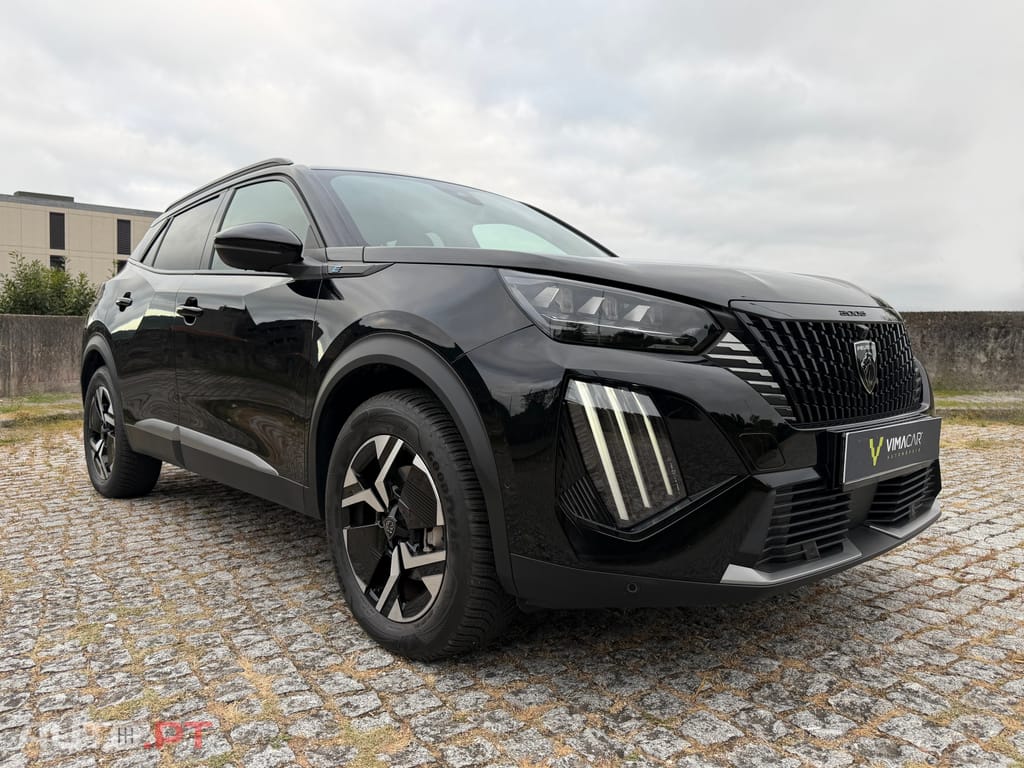 Peugeot E-2008 54 kWh GT