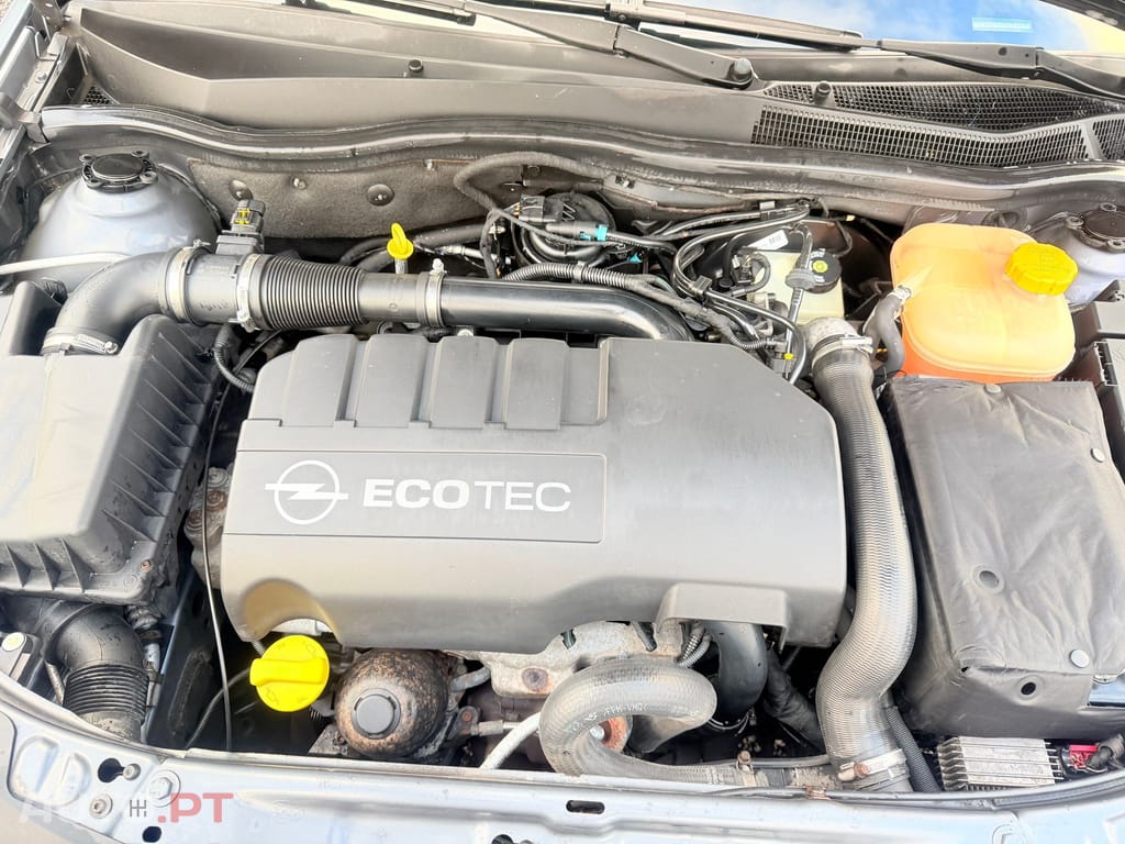 Opel Astra GTC 1.3 CDTi