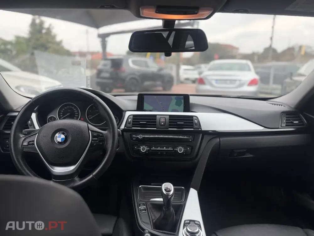 BMW 318 Touring Efficient Dynamics