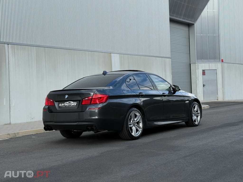 BMW 550 i Pack M Auto