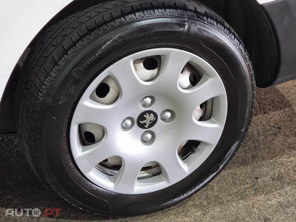 Peugeot Partner 1.6 BlueHDi L1 Premium 3L