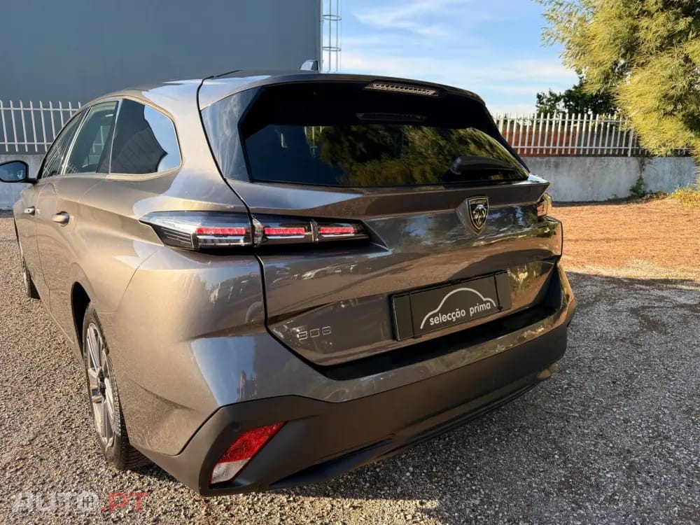 Peugeot 308 SW 1.5 BlueHDi Active Pack — fotografia 3