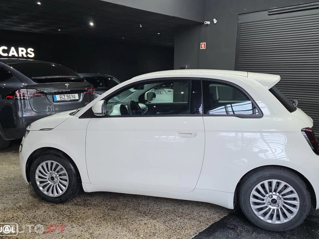 Fiat 500e 42 kWh Icon