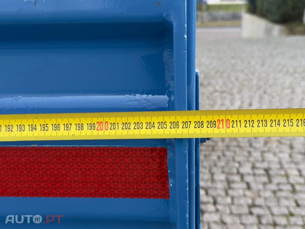 Renault Master 7 L + BASCULA