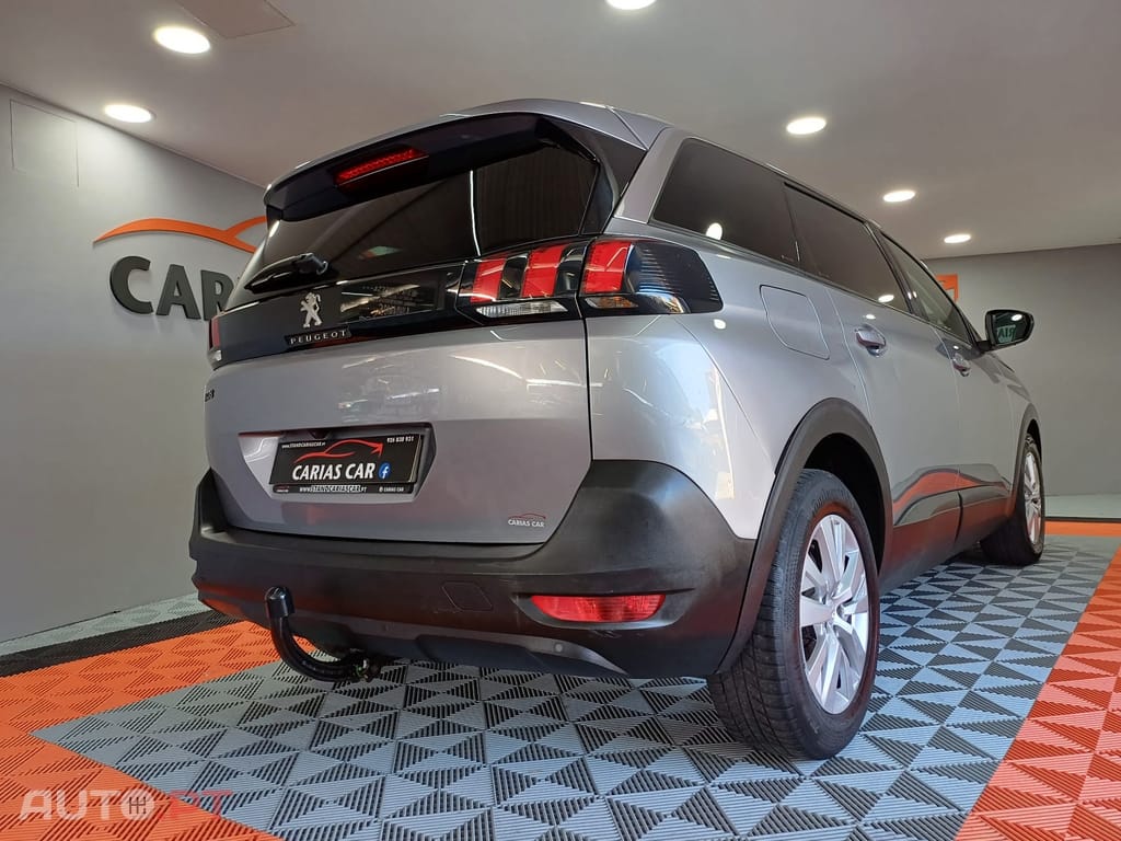 Peugeot 5008 1.5 BlueHDi Allure EAT8