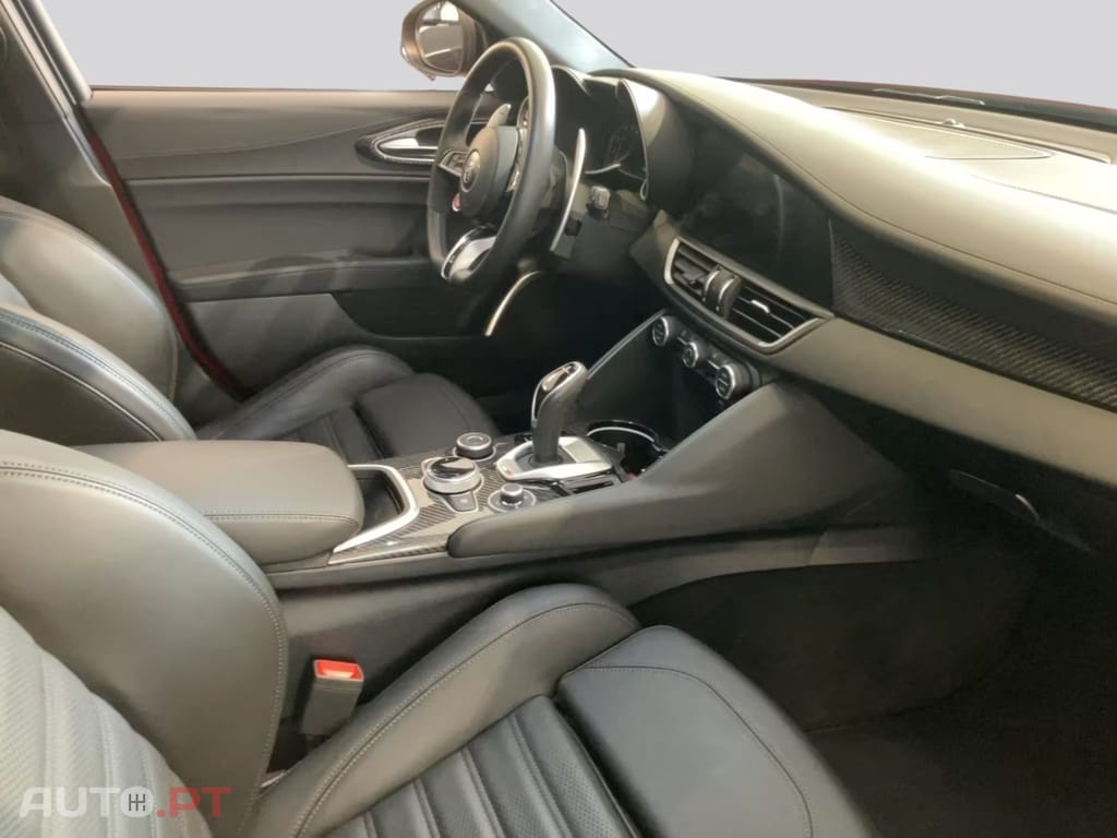 Alfa Romeo Giulia Quadrifoglio 