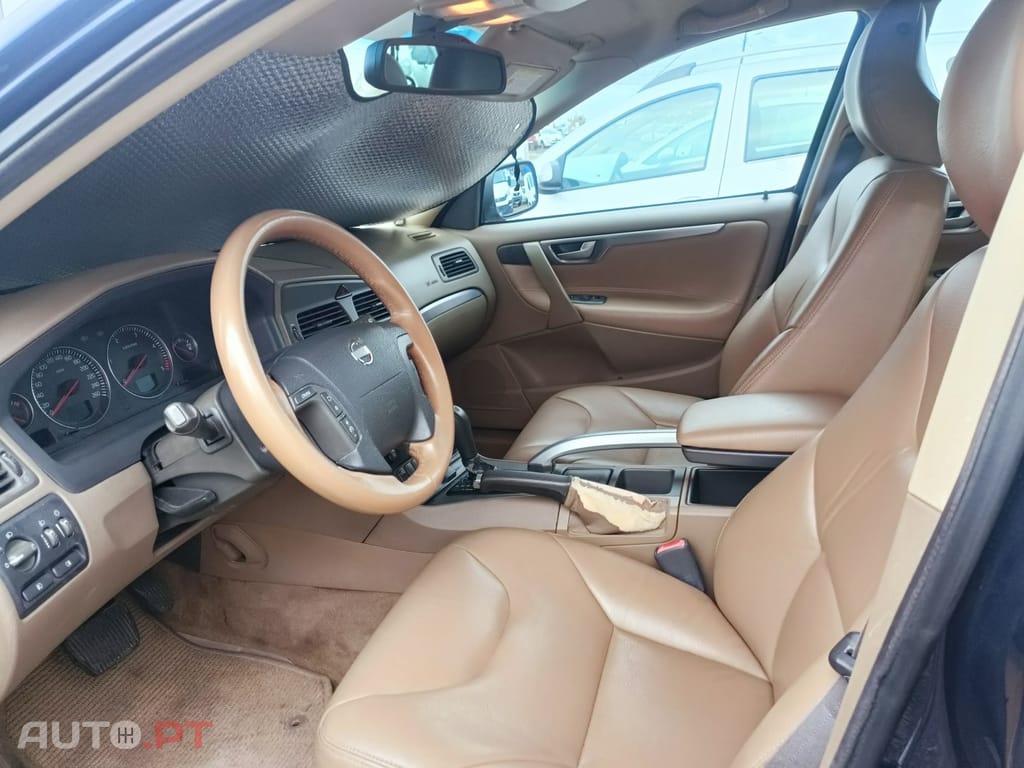 Volvo XC70 2.4 D5 Geartronic