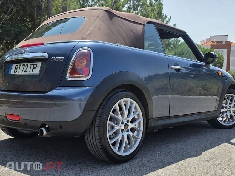 MINI Cabrio Cooper
