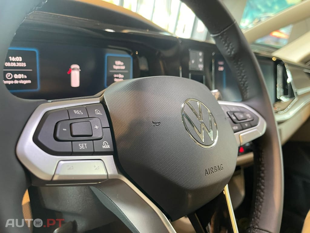 Volkswagen Multivan 2.0 TDI BM Longa Comfortline DSG