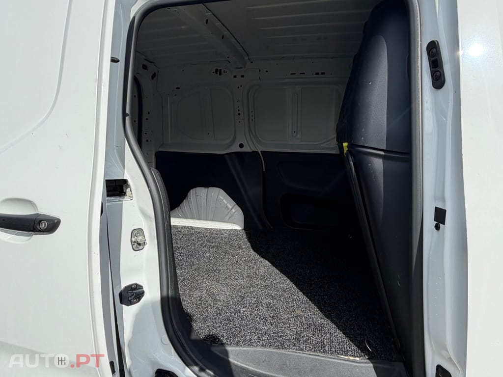 Peugeot Partner 1.5 BlueHDI 3LUG 95.000 Kms