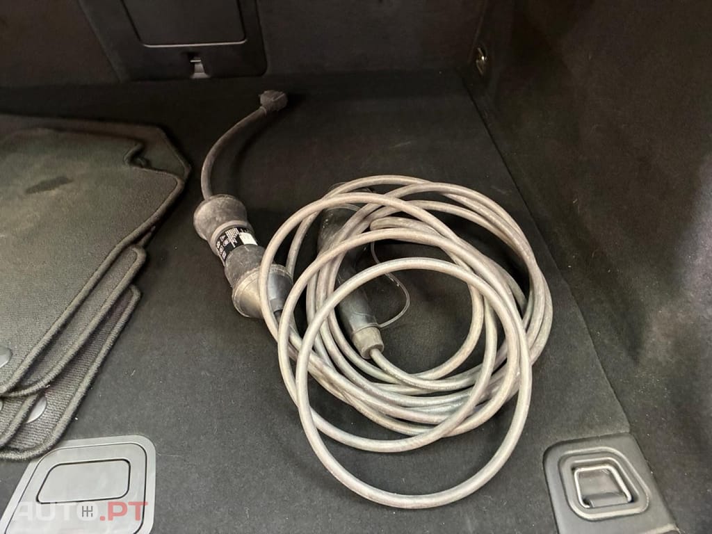 Volvo XC60 2.0 T6 PHEV Plus Style Chrome