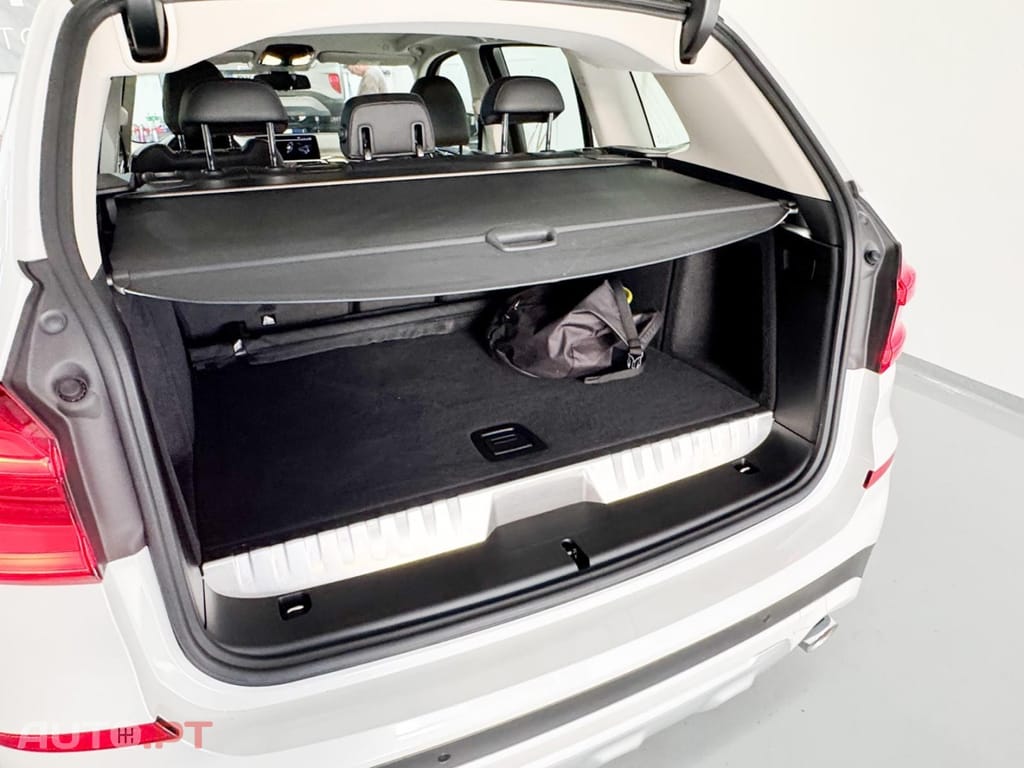 BMW X3 30 e xDrive xLine