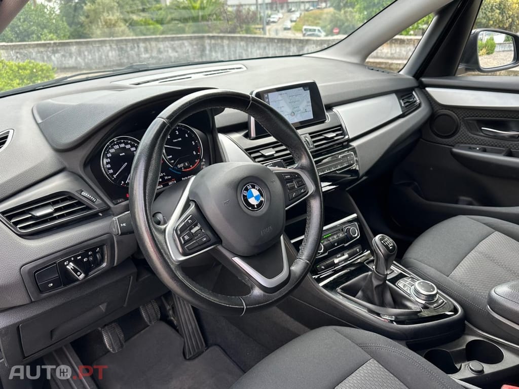 BMW 216 d Advantage