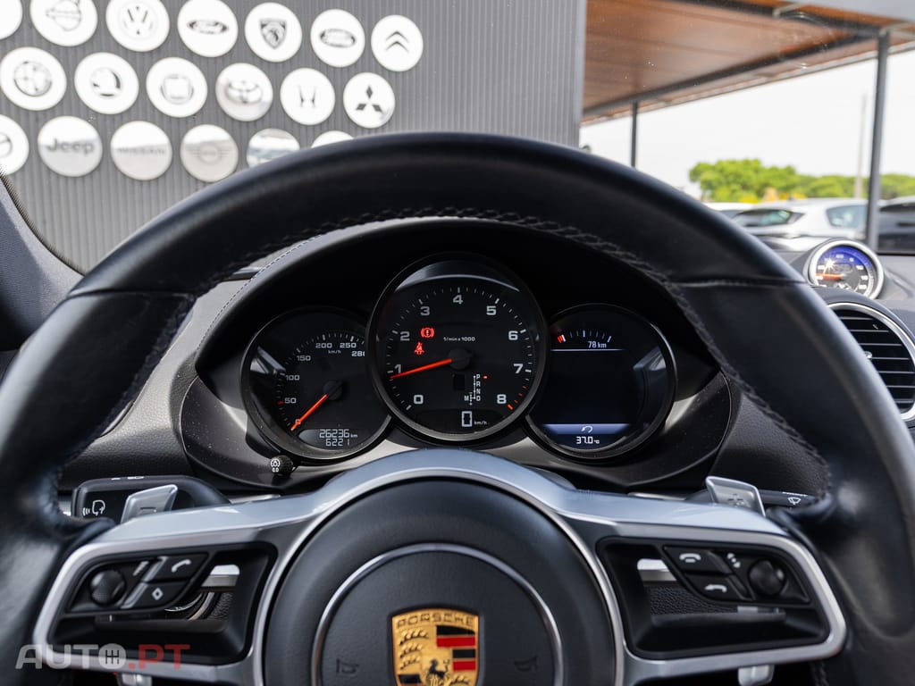 Porsche 718 2.0 T PDK