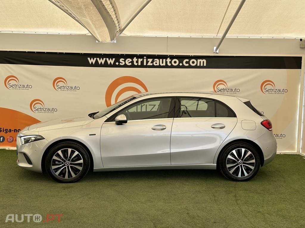 Mercedes-Benz A 250 e Style Plus