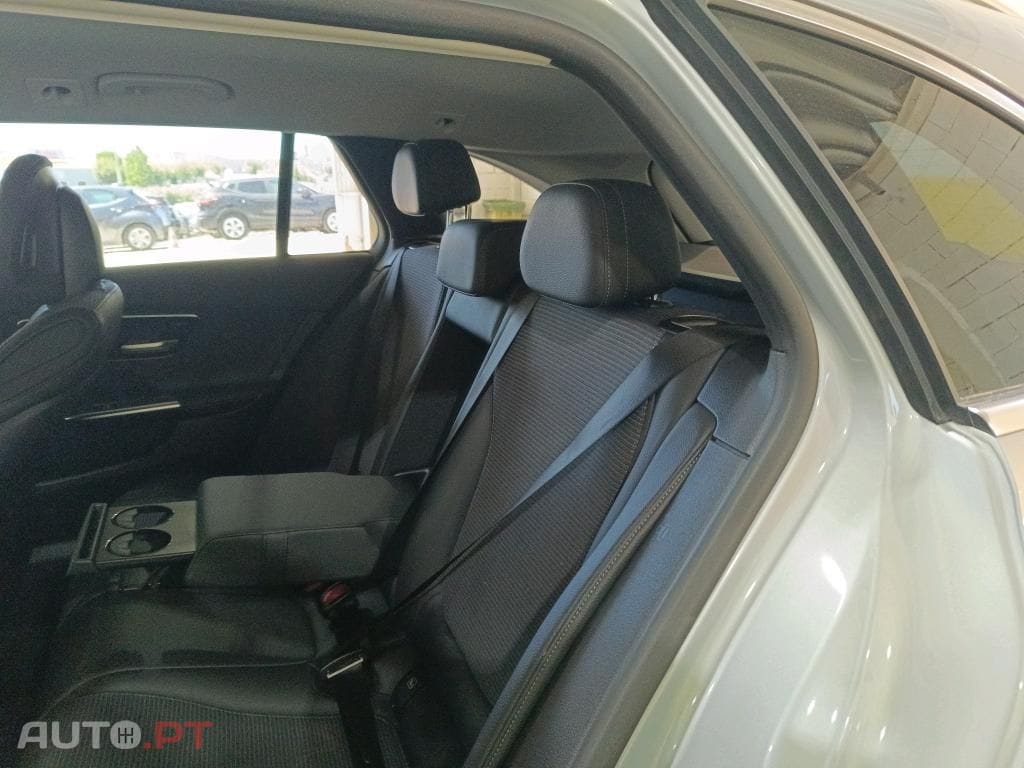 Mercedes-Benz C 300 e