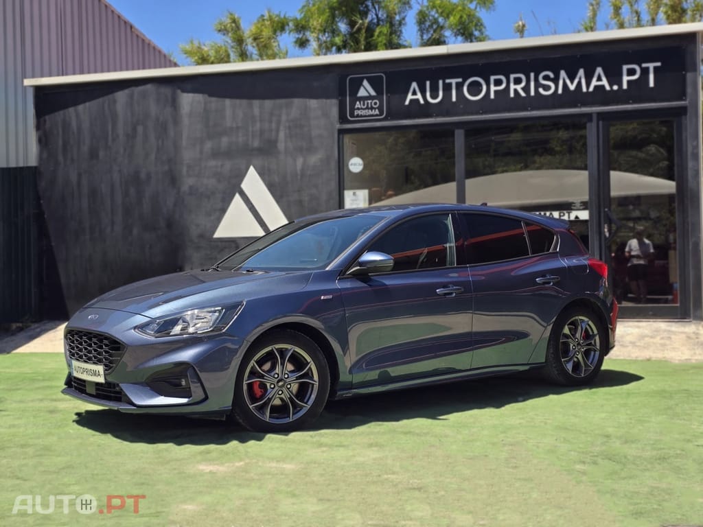 Ford Focus 1.0 EcoBoost Hybrid ST-LINE