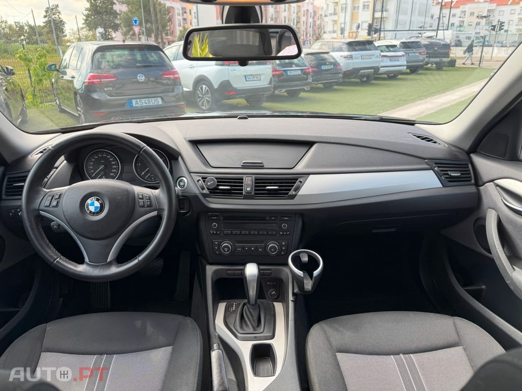 BMW X1 18 d sDrive Auto