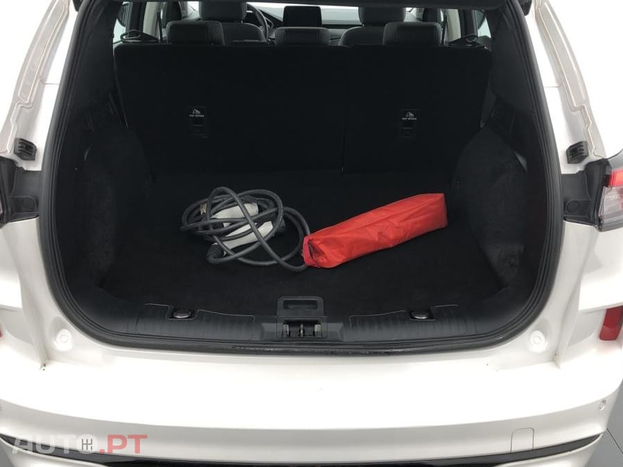Ford Kuga 2.5 PHEV Vignale