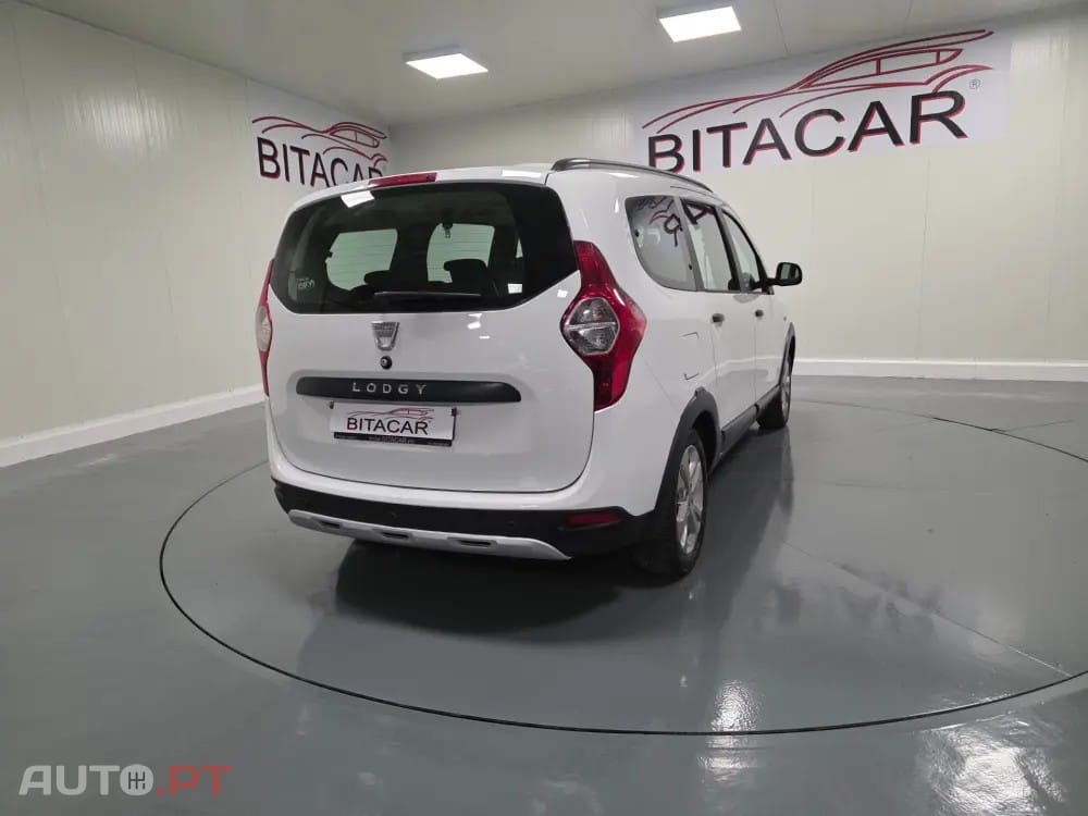 Dacia Lodgy 1.2 STEPWAY