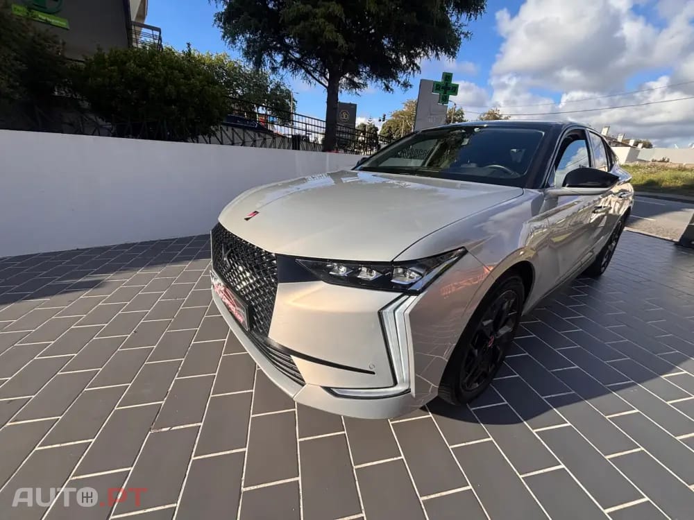 DS DS4 E-Tense Performance Line EAT8