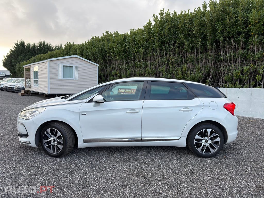 Citroen DS5 2.0 HDi Hybrid4 Sport Chic CMP6