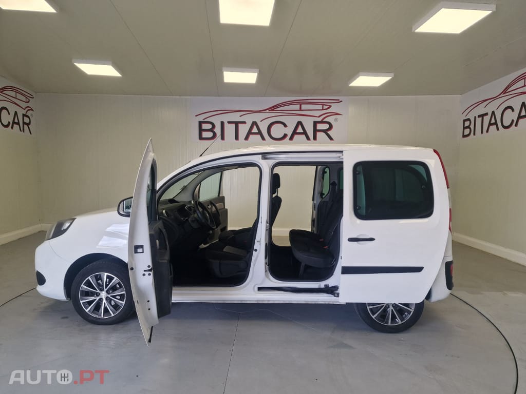 Renault Kangoo COMBI 1.5 DCI LUGARES 5