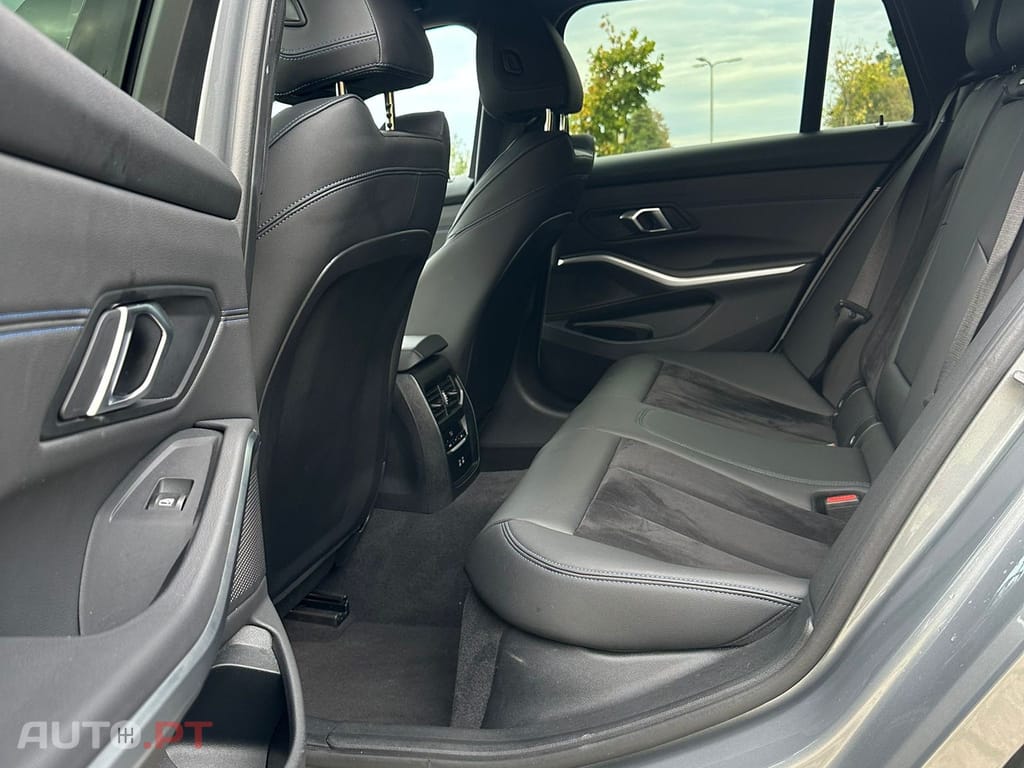 BMW 320 d Touring Pack M Auto
