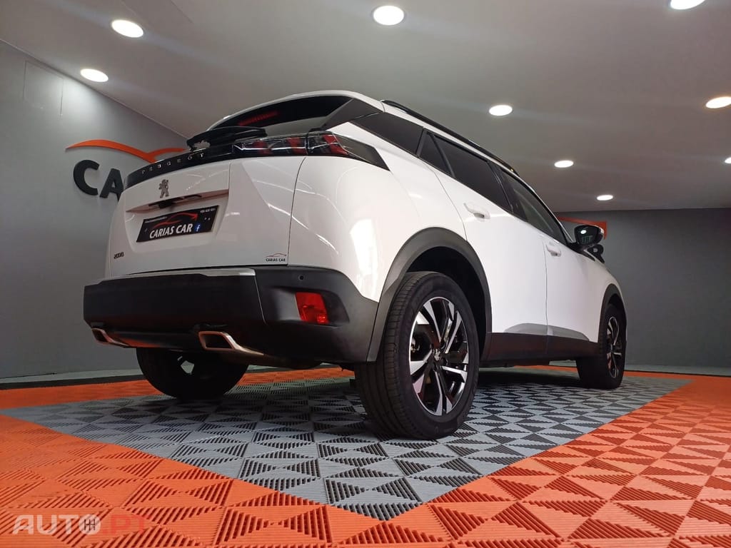 Peugeot 2008 1.2 PureTech Allure EAT8