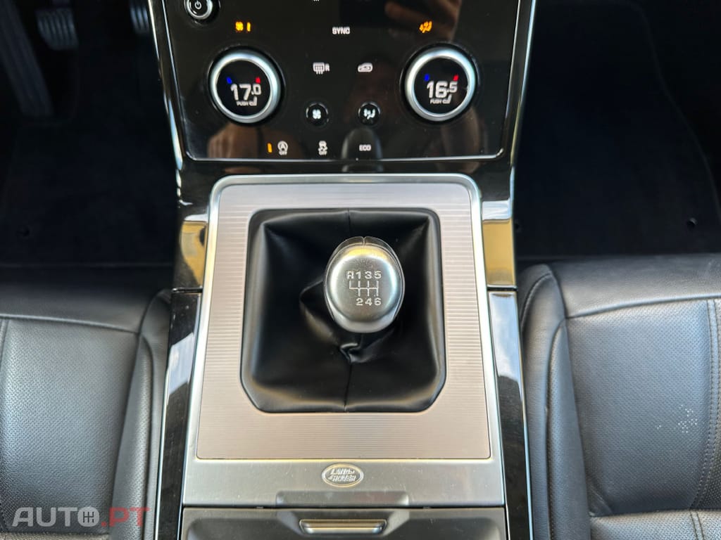 Land Rover Evoque 2.0 D150 R-Dynamic S