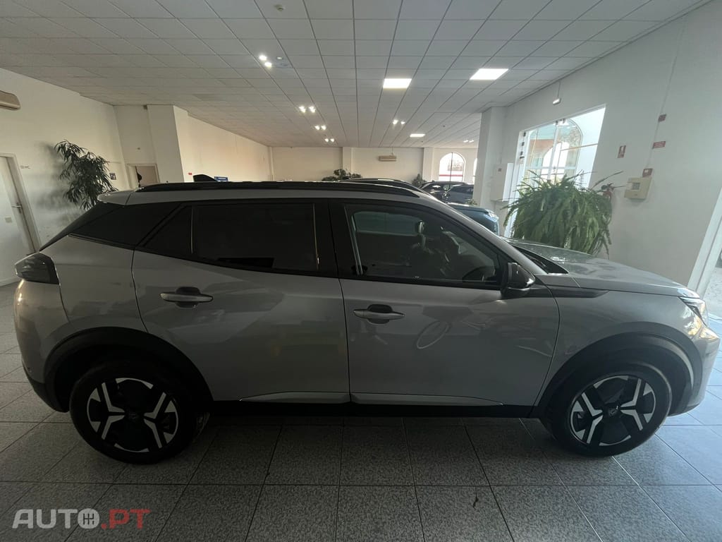 Peugeot 2008 ALLURE 1.2 PURETECH