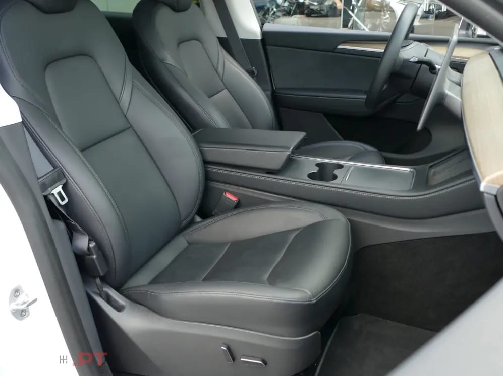 Tesla Model Y Tração Traseira
