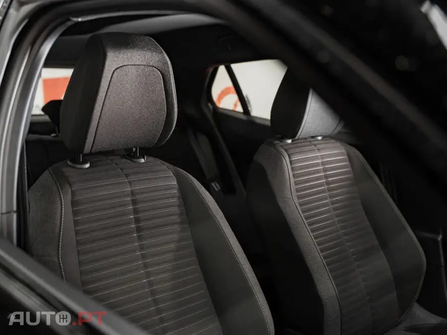 Peugeot 2008 1.2 PureTech Style