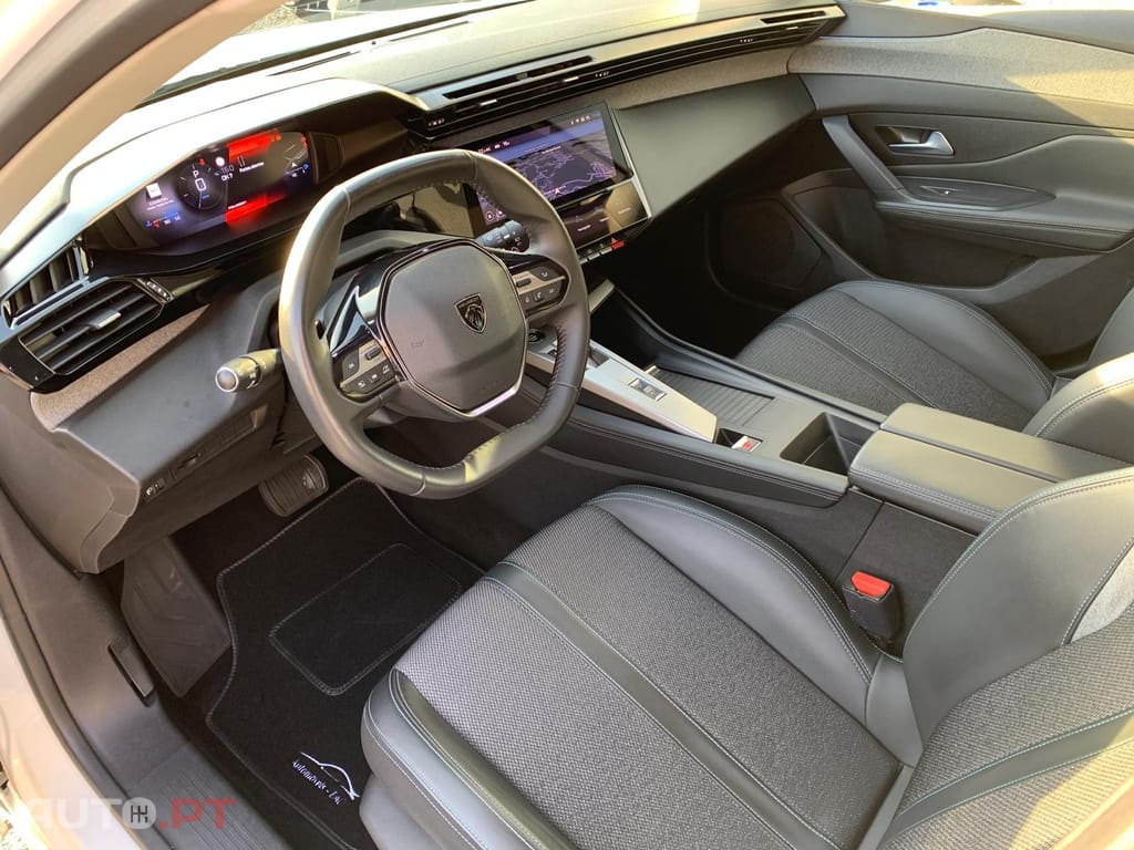 Peugeot 308 1.5 BlueHDi Allure EAT8