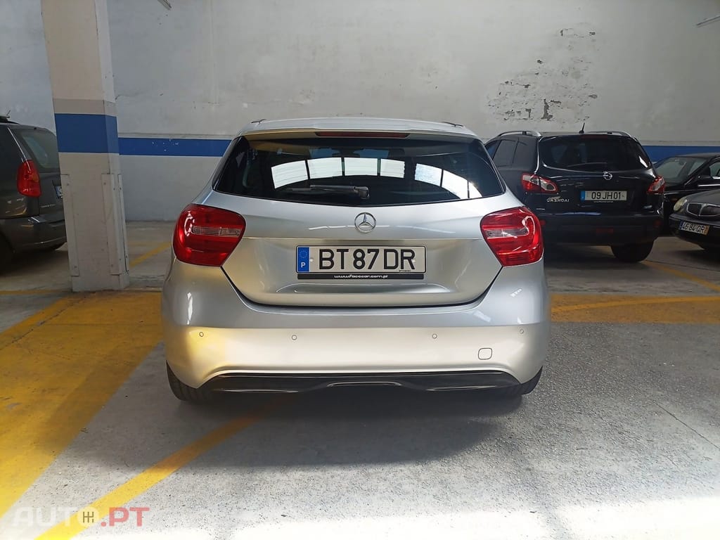 Mercedes-Benz A 200 (BlueEFFICIENCY)